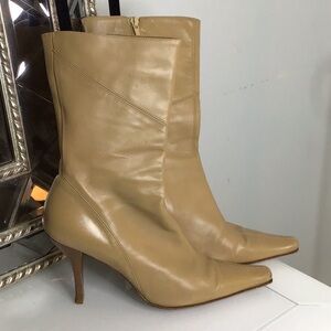 COPY - Kenneth Cole Made in Italy Tan Heeled Boots with Pointed Toe